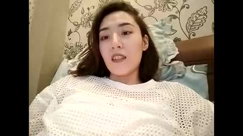Effy online show from May 31, 6:09 pm