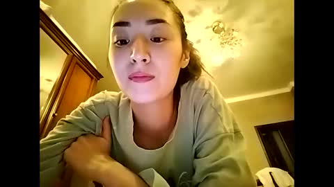 Effy online show from February 17, 4:17 pm