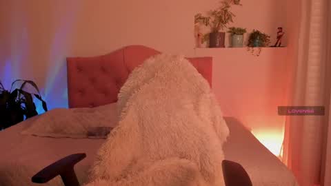 Snapshot of effy_cb chatting on January 8, 6:09 am effy online show from January 8, 6:09 am