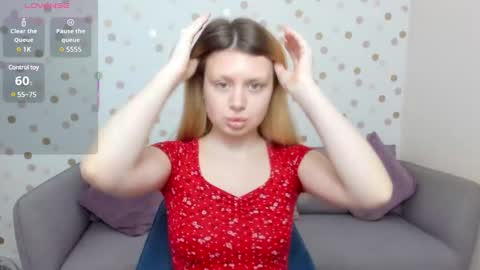 Snapshot of effyangel chatting on February 8, 6:22 am Effy online show from February 8, 6:22 am