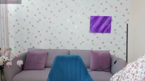 Snapshot of effyangel chatting on March 11, 6:08 am Effy online show from March 11, 6:08 am