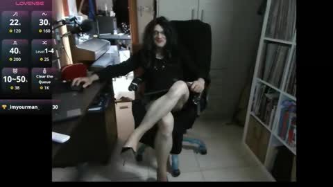 Snapshot of efi_crossou chatting on September 17, 11:52 pm efi_crossou online show from September 17, 11:52 pm