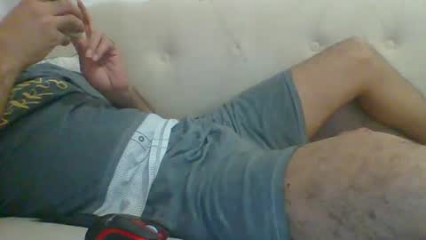 Im momo 35 Egyptian at Dubai online show from January 11, 8:32 pm