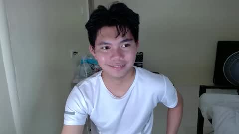Snapshot of eian19 chatting on September 12, 2:02 am eian19 online show from September 12, 2:02 am