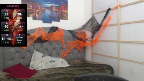 EILISH HALL online show from November 2, 9:04 pm