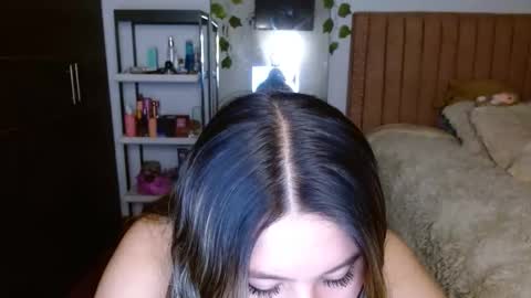 EIMY   MODEL INDEPENDENT online show from November 23, 1:14 am