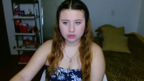 EIMY   MODEL INDEPENDENT online show from December 7, 3:31 am