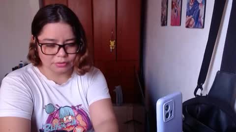 eimy_saenzz online show from March 24, 6:03 pm