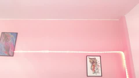 Snapshot of eimytatto_ chatting on February 23, 6:56 pm Carla online show from February 23, 6:56 pm