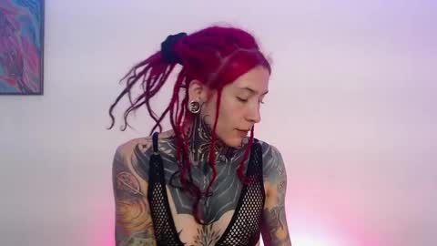 Snapshot of eimytatto_ chatting on February 2, 1:30 pm Carla online show from February 2, 1:30 pm