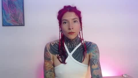 Snapshot of eimytatto_ chatting on February 3, 11:36 pm Carla online show from February 3, 11:36 pm