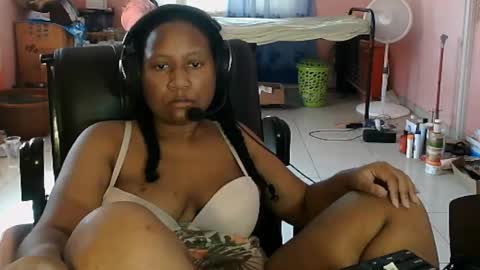 Eirondra Valeen online show from March 24, 6:25 pm