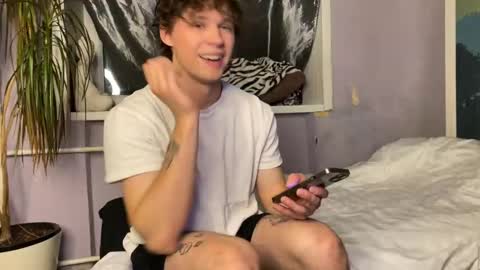 Eitan online show from October 6, 10:05 pm