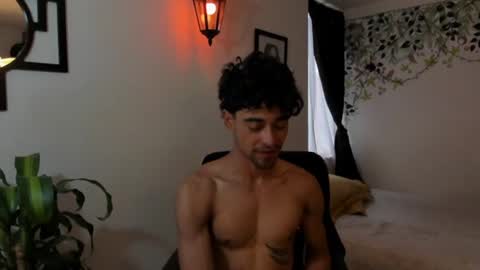 xoxo online show from January 8, 9:23 pm