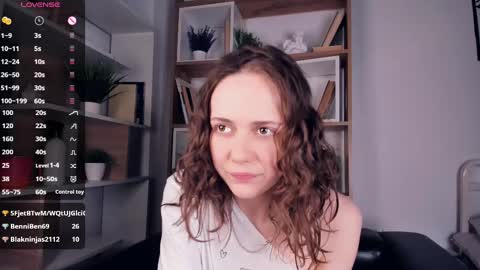 Elis 3 online show from February 17, 3:25 am