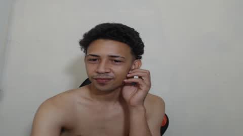 Instagram BelowAbajo online show from April 23, 2:30 am