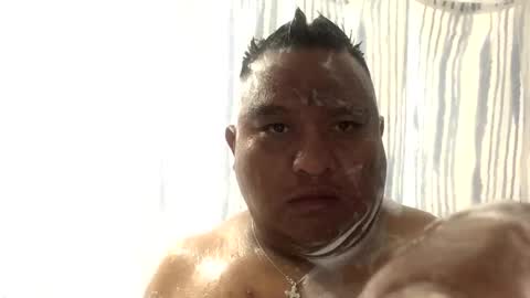 Snapshot of el_santo18 chatting on December 22, 1:55 am Santos online show from December 22, 1:55 am