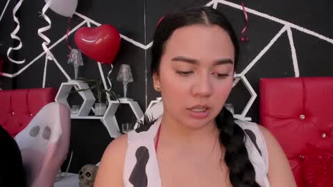 Ela online show from February 22, 7:03 pm