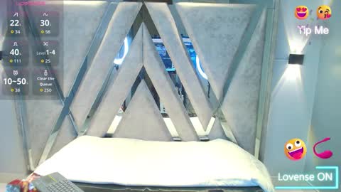 elaine87_ online show from November 1, 11:04 pm