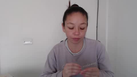 Snapshot of elaine_cooper_21 chatting on September 18, 7:40 pm Eli online show from September 18, 7:40 pm