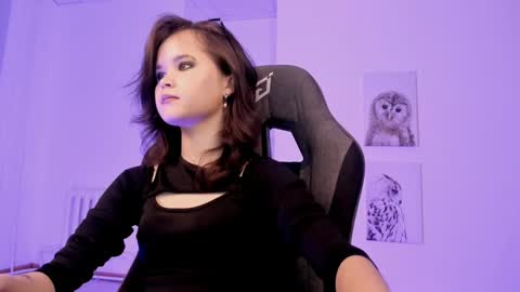 Your sweet girl online show from January 17, 10:45 pm