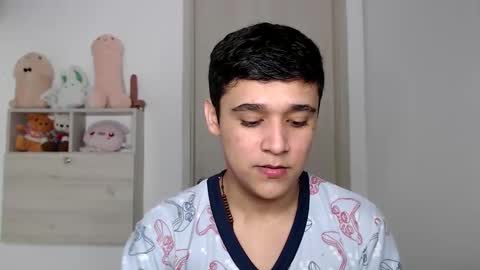 elandor online show from December 15, 6:53 am