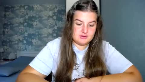 Elanis online show from September 20, 10:51 am