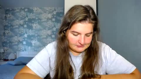 Elanis online show from September 24, 1:51 pm