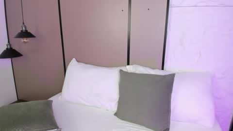 elara_bloom_ online show from July 3, 5:45 am