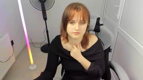Evie online show from May 26, 12:33 pm