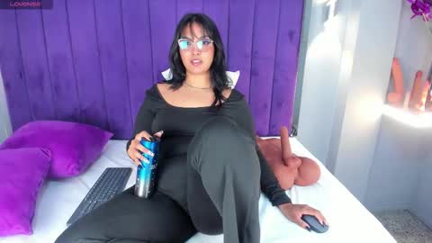 Ela online show from October 18, 6:50 am