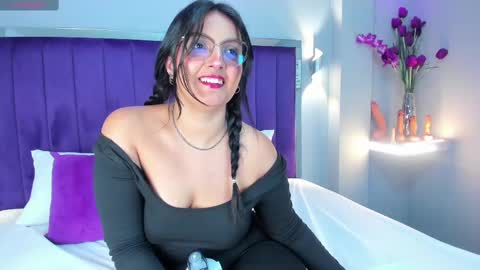 Ela online show from October 11, 6:18 am