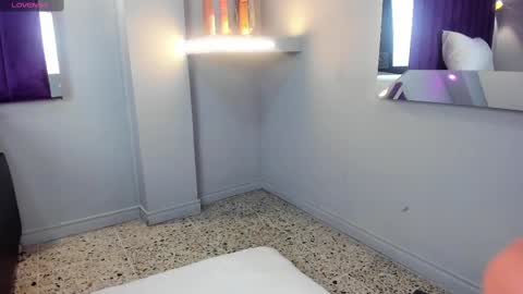 Ela online show from October 10, 6:08 am