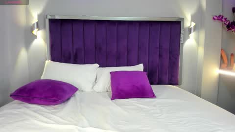 Ela online show from October 16, 5:18 am