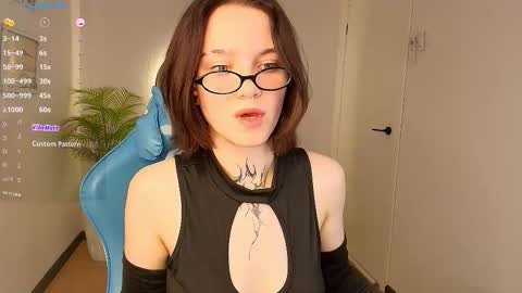 elastikiss online show from November 24, 2:54 am