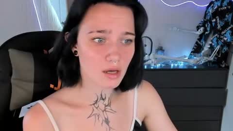 elastikiss online show from July 3, 9:36 am