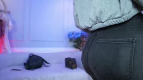 Elasummeer online show from March 12, 11:58 am