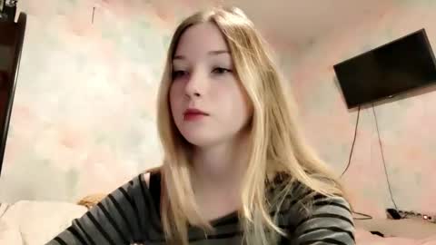 MIa online show from April 16, 6:57 am