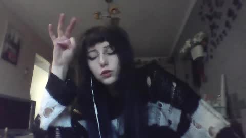Lia online show from May 5, 5:08 pm