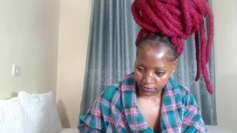 Snapshot of elegant_ebony chatting on January 25, 9:15 am Nika online show from January 25, 9:15 am