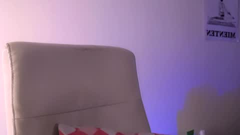 Snapshot of elektra_sky11 chatting on February 1, 4:00 pm  Elektra Sky  online show from February 1, 4:00 pm