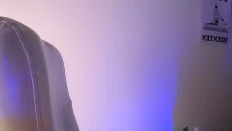 Snapshot of elektra_sky11 chatting on February 8, 6:11 pm  Elektra Sky  online show from February 8, 6:11 pm