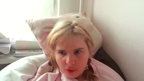 Elena online show from February 4, 11:36 am