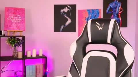 elenamonroee online show from November 6, 2:58 am