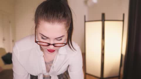 Eleonora online show from February 18, 7:08 am