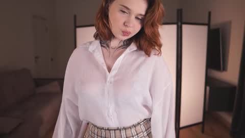 Eleonora online show from October 18, 2:10 pm