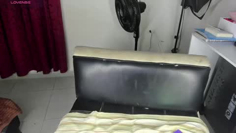 elettra_bennet online show from October 7, 12:50 am