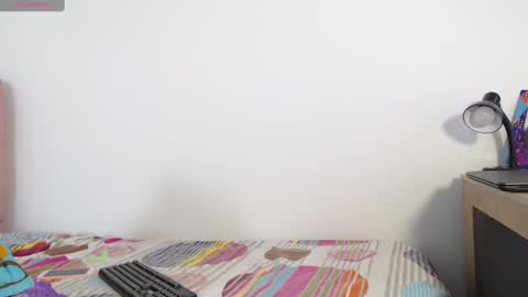 Snapshot of elettra_parisi19 chatting on March 10, 9:07 pm elettra_parisi19 online show from March 10, 9:07 pm