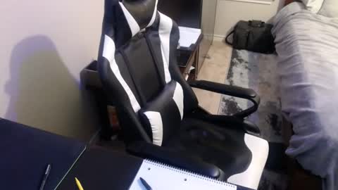 Walker online show from September 22, 4:16 am