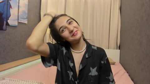 Snapshot of elfy_rare chatting on September 17, 5:16 pm Elfy online show from September 17, 5:16 pm